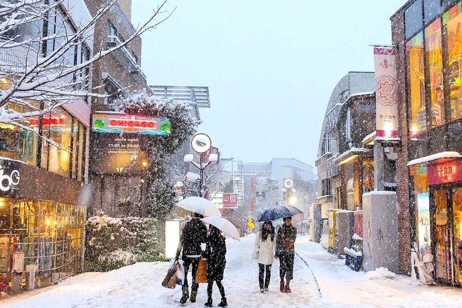 nevando en Tokio
